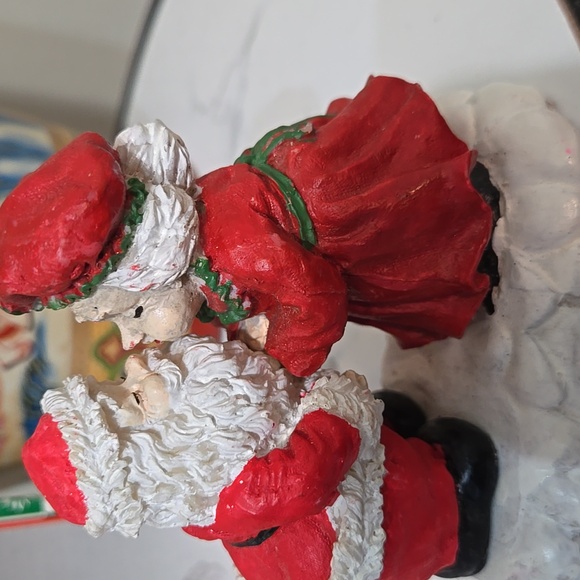 Mr. & Mr. Santa Figure - Picture 7 of 7